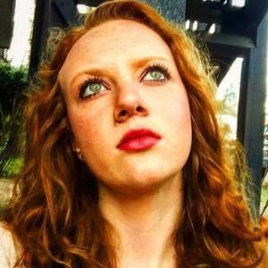 Meet your Posher, Abigail